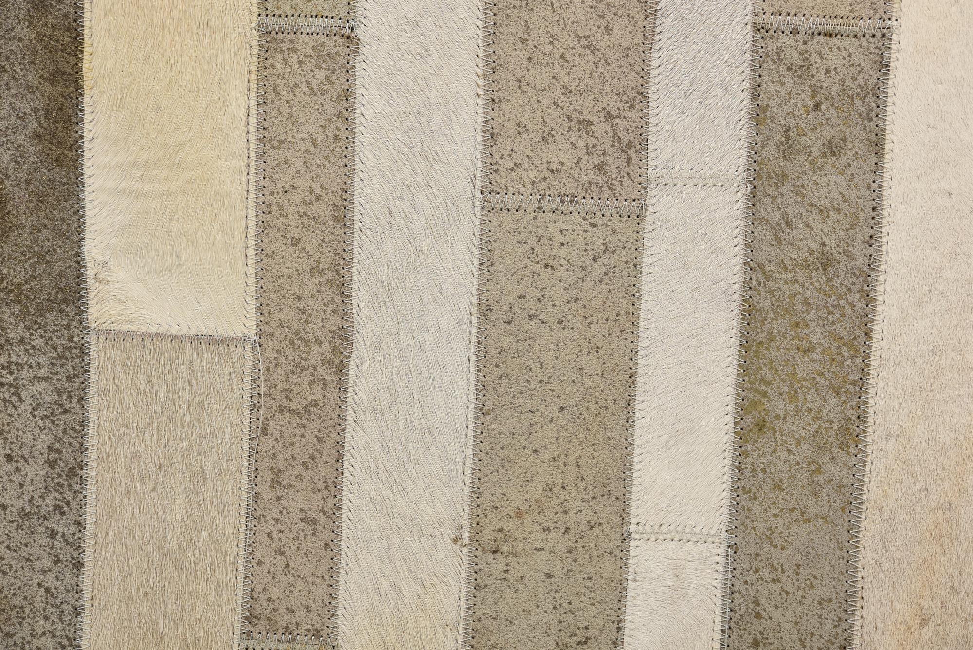2' 1 x 3' Cowhide Rug