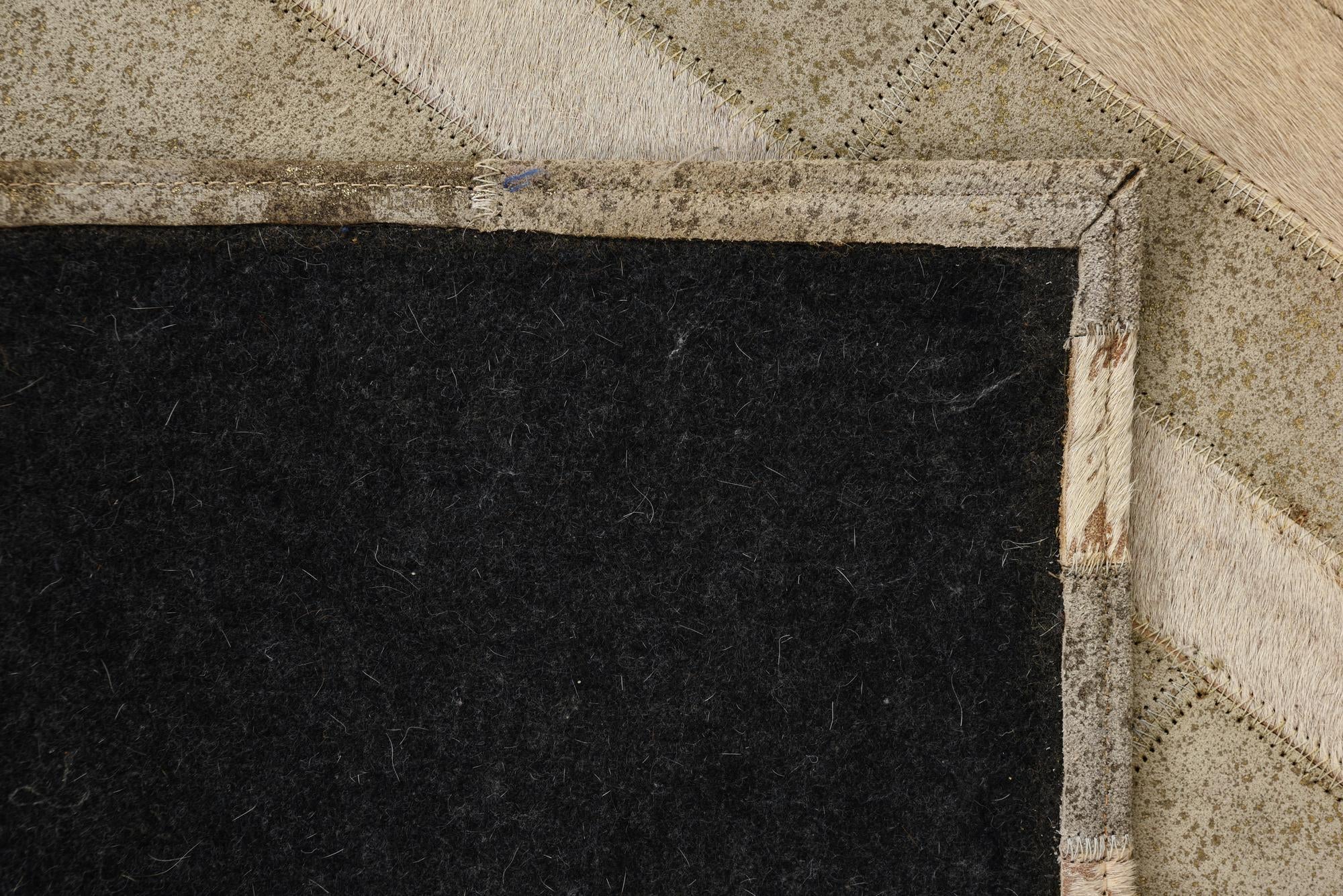 2' 1 x 3' Cowhide Rug