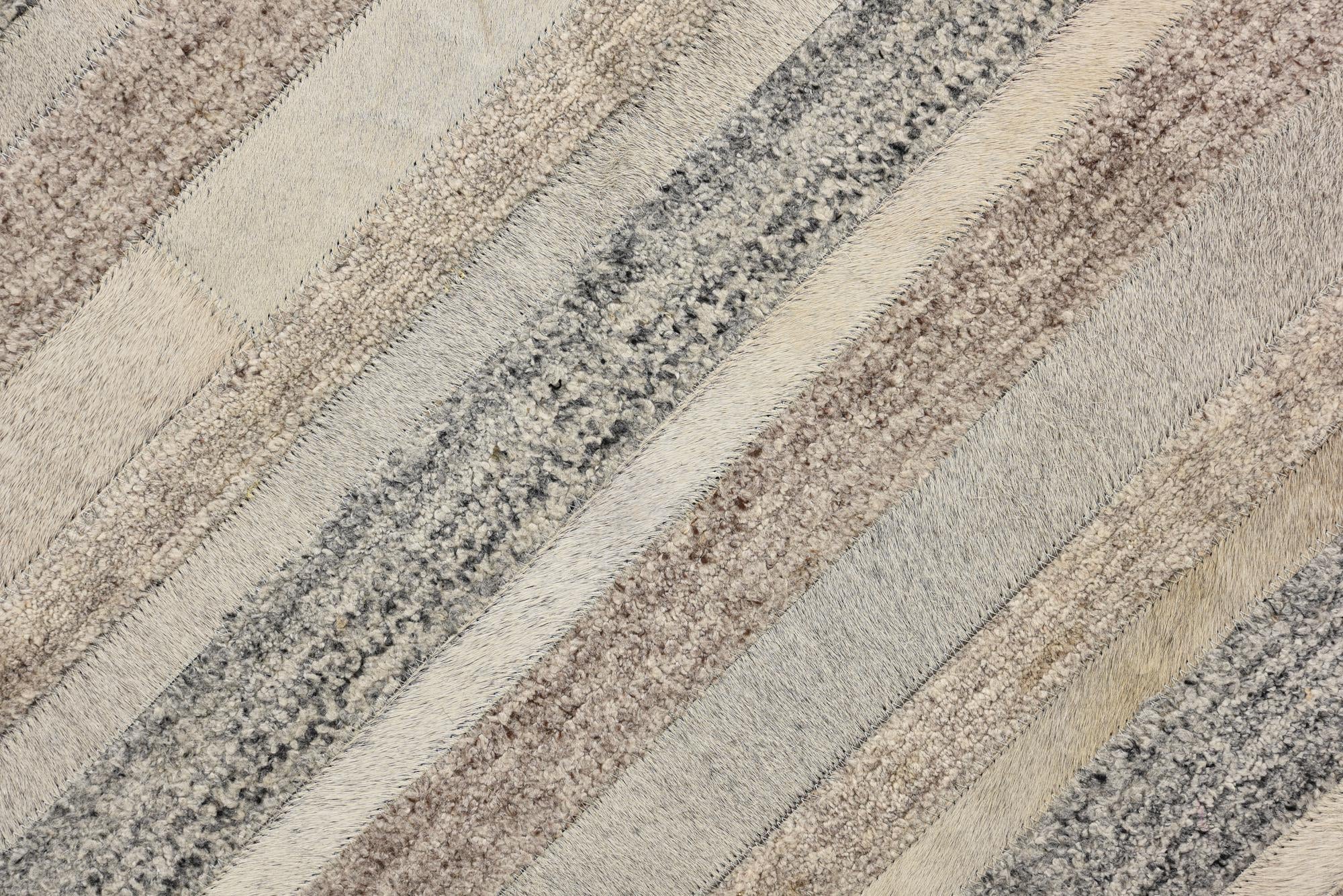 2' 1 x 3' Cowhide Rug