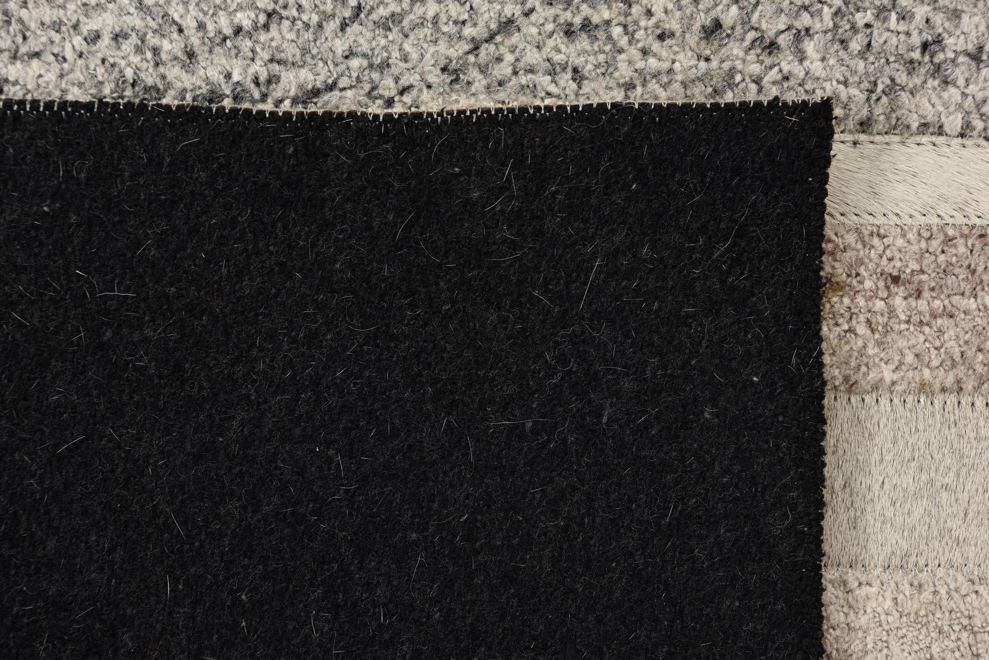 2' 1 x 3' 1 Cowhide Rug