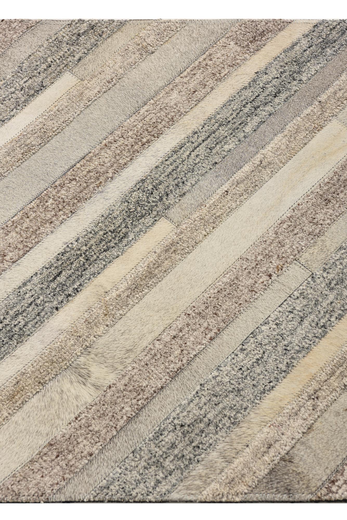2' 1 x 3' 1 Cowhide Rug