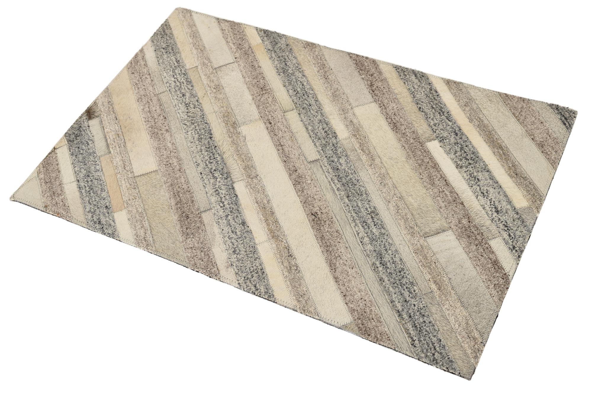 2' x 3' Cowhide Rug
