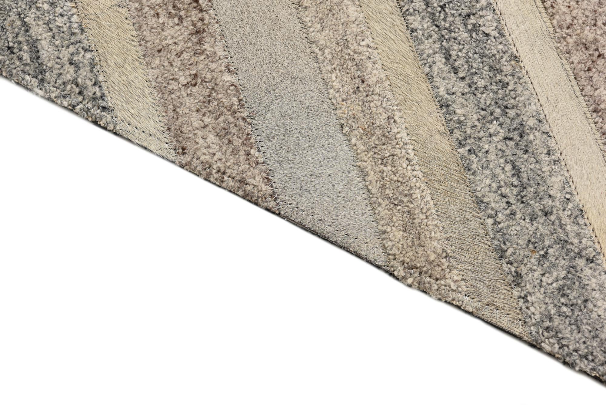 2' x 3' Cowhide Rug