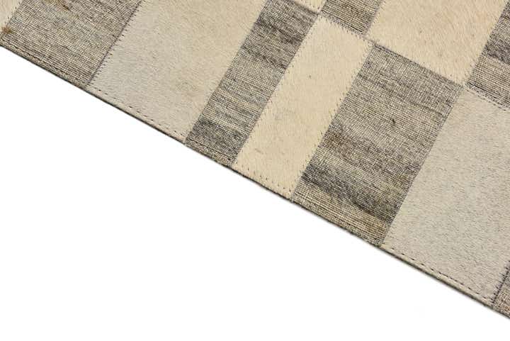2' x 3' 1 Cowhide Rug