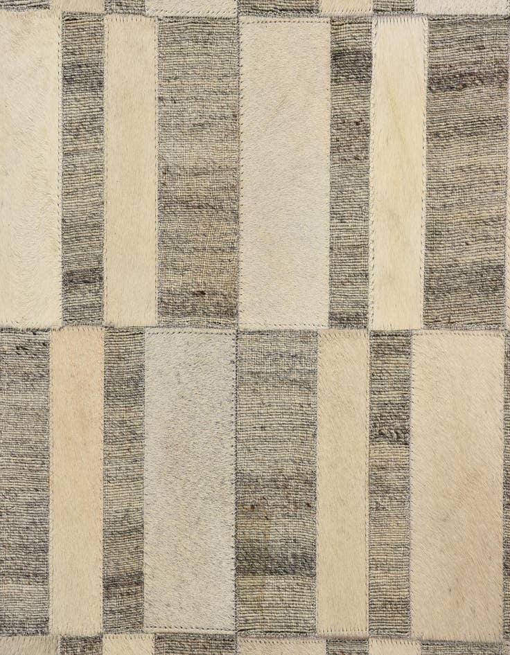 Detail image of 2' x 3' 1 Cowhide Rug