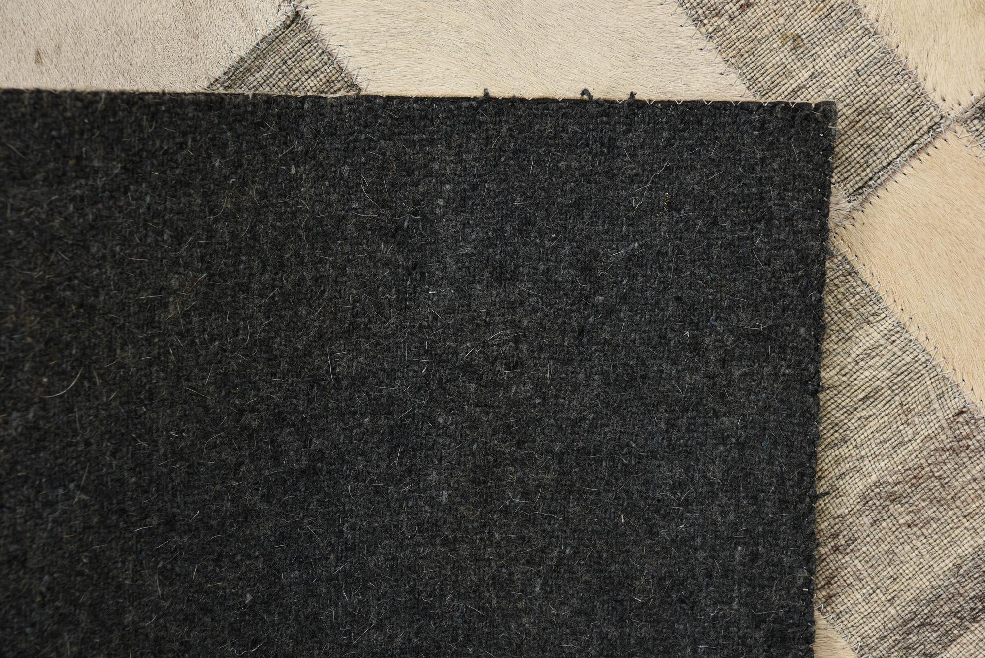 2' x 3' 1 Cowhide Rug
