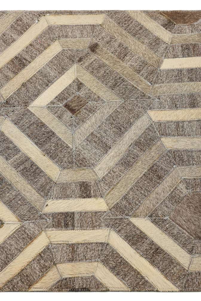 2' 1 x 3' 1 Cowhide Rug
