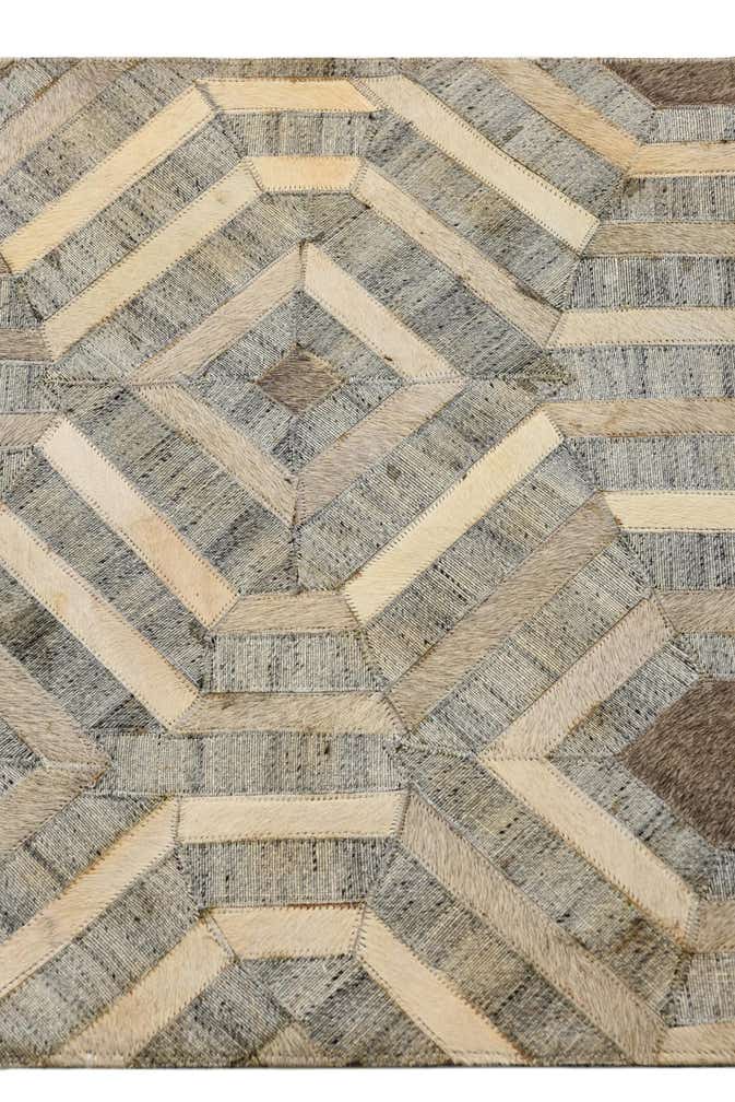 2' 2 x 3' 1 Cowhide Rug