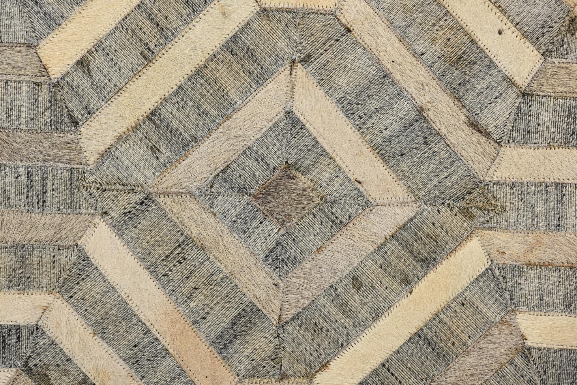 2' 2 x 3' 1 Cowhide Rug