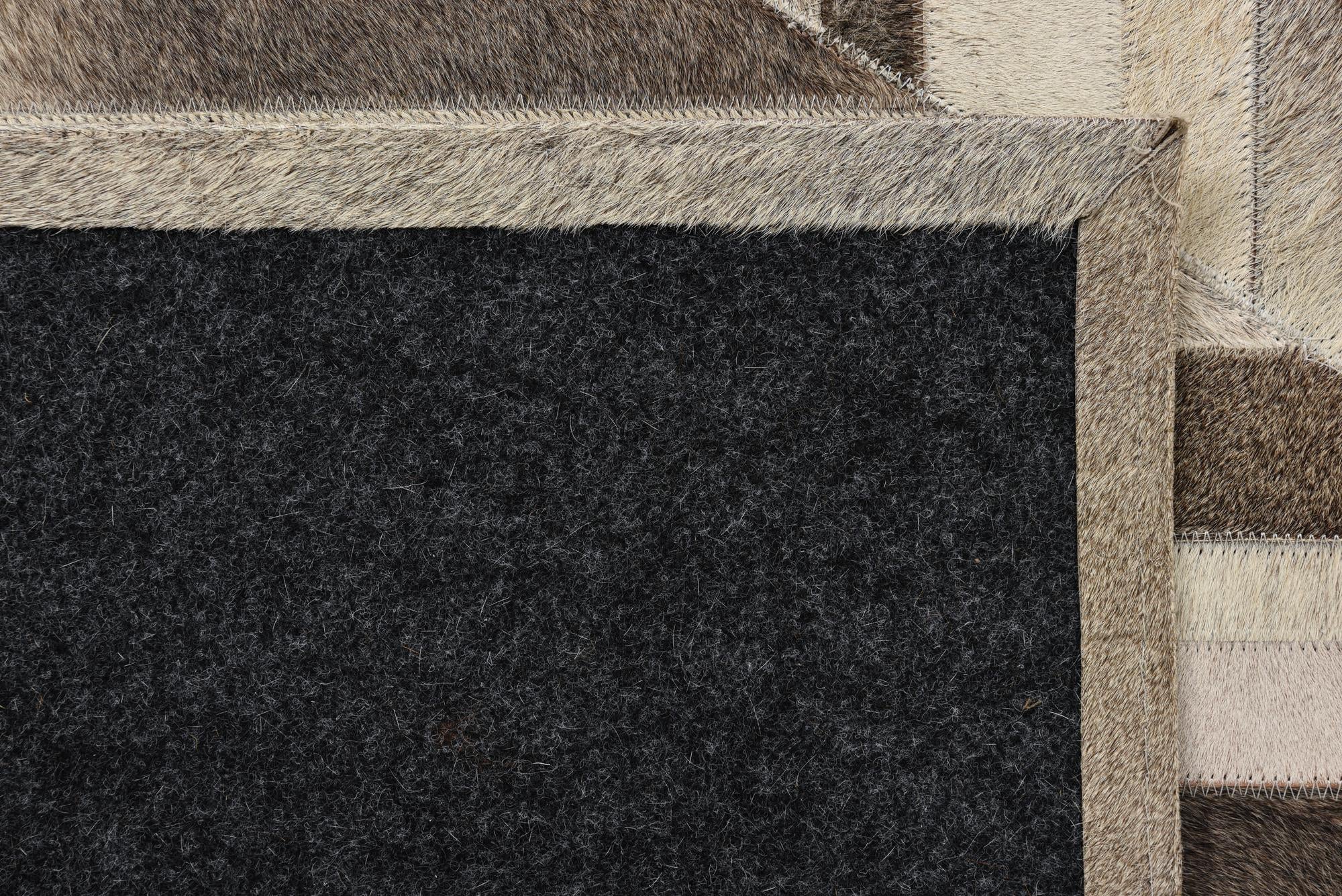 5' 2 x 8' Cowhide Rug