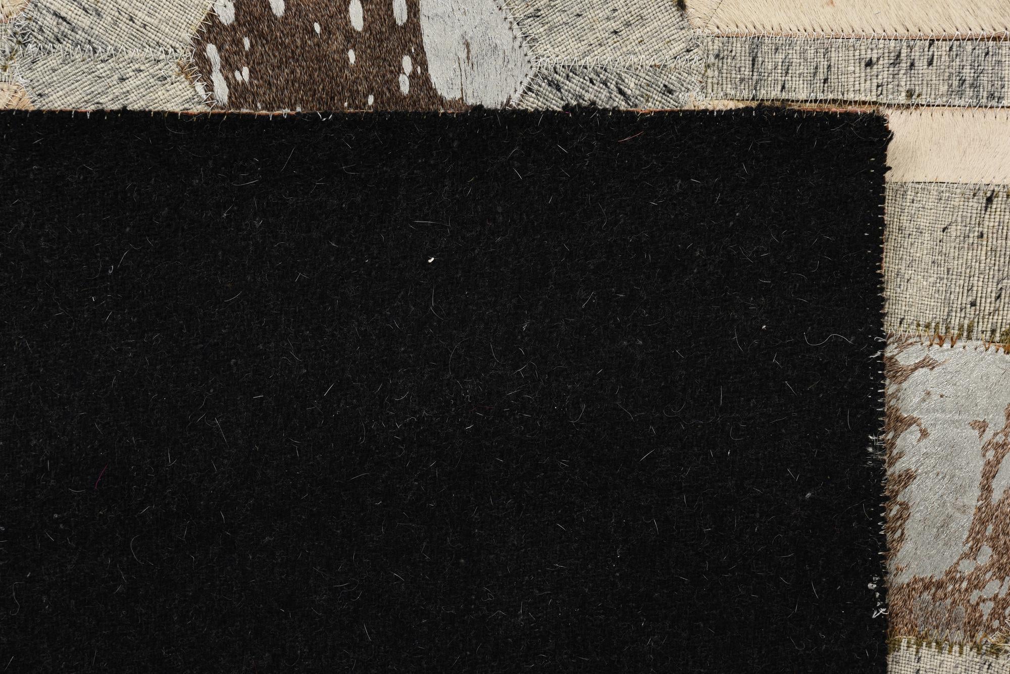 5' x 8' Cowhide Rug