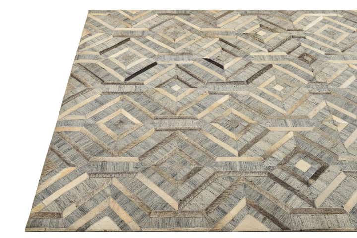 155cm x 245cm Cowhide Tapis