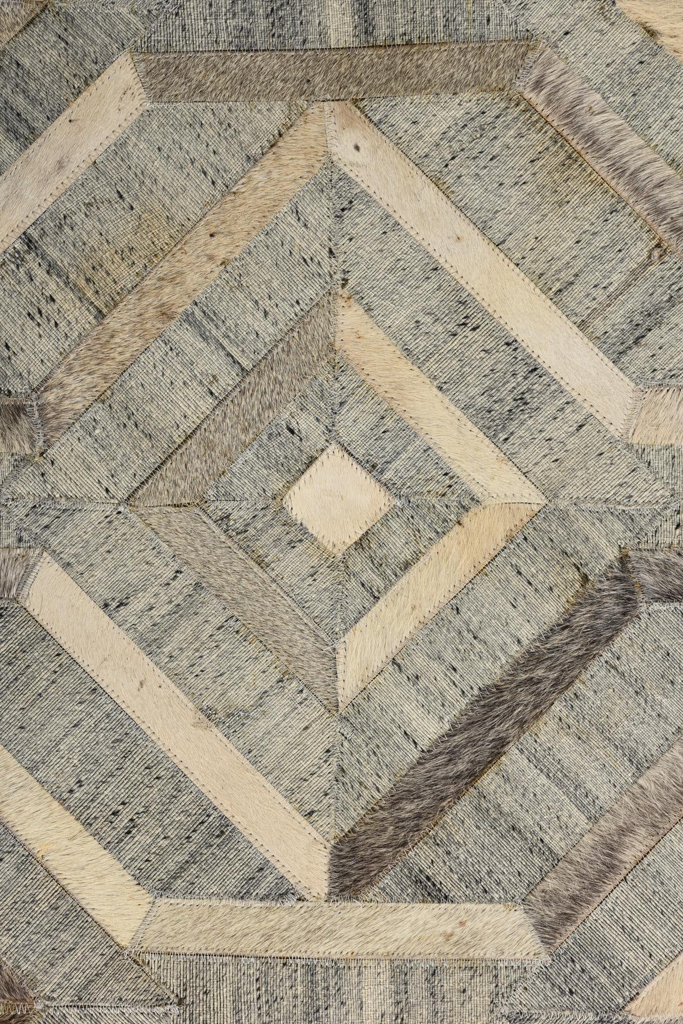 5' 2 x 8' Cowhide Rug