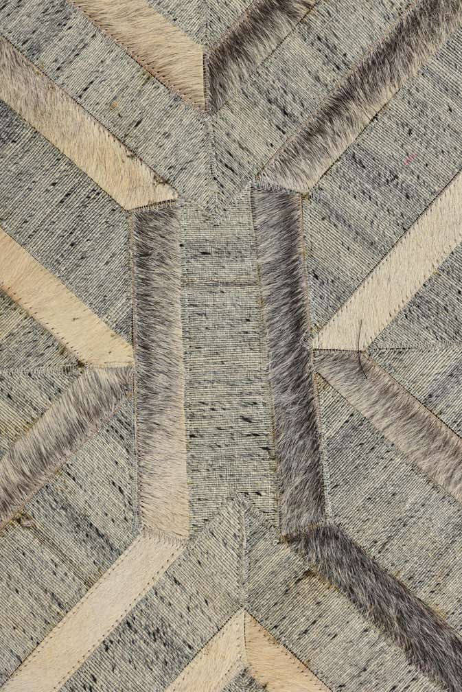 155cm x 245cm Cowhide Tapis