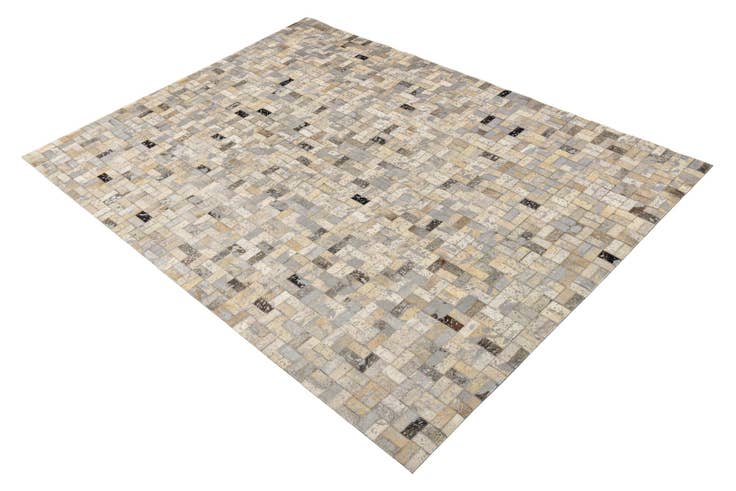 Detail image of 4' 9 x 6' 6 Cowhide Rug