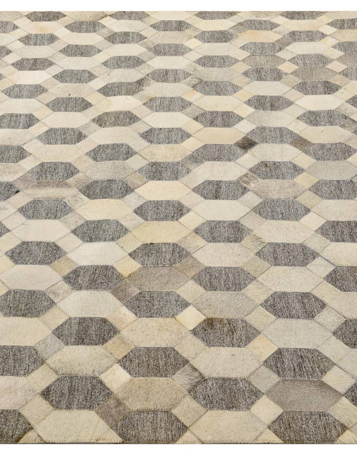 Detail image of 5' 5 x 7' 9 Cowhide Rug