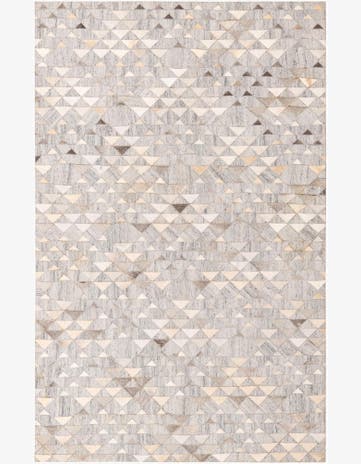 5' x 7' 9 Cowhide Rug