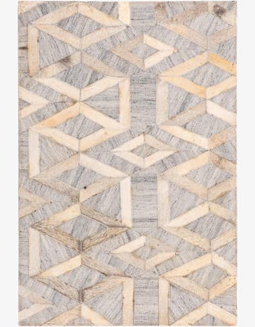 2' 2 x 3' 2 Cowhide Rug