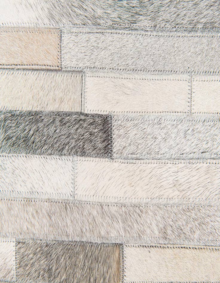 Detail image of 5' 1 x 8' Cowhide Stocks Rug