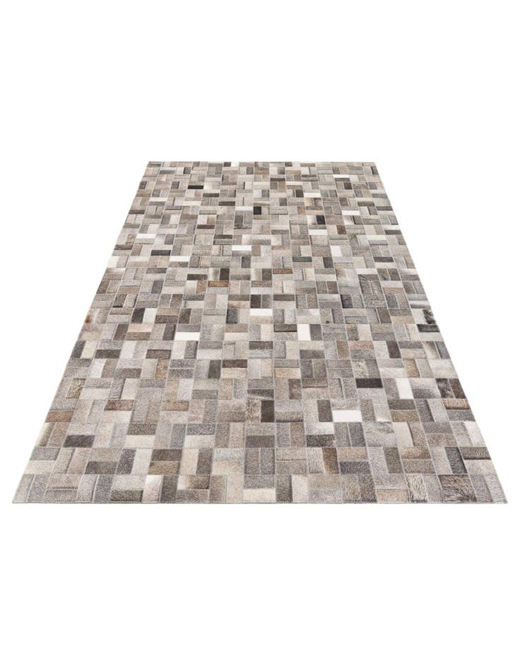 Detail image of 5' x 7' 10 Cowhide Stocks Rug