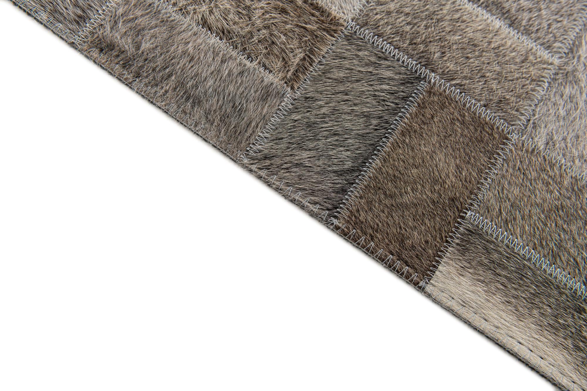 5' x 7' 10 Cowhide Stocks Rug