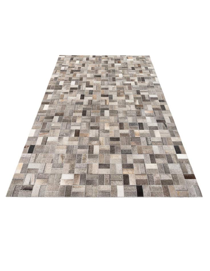 Detail image of 4' 11 x 7' 11 Cowhide Stocks Rug