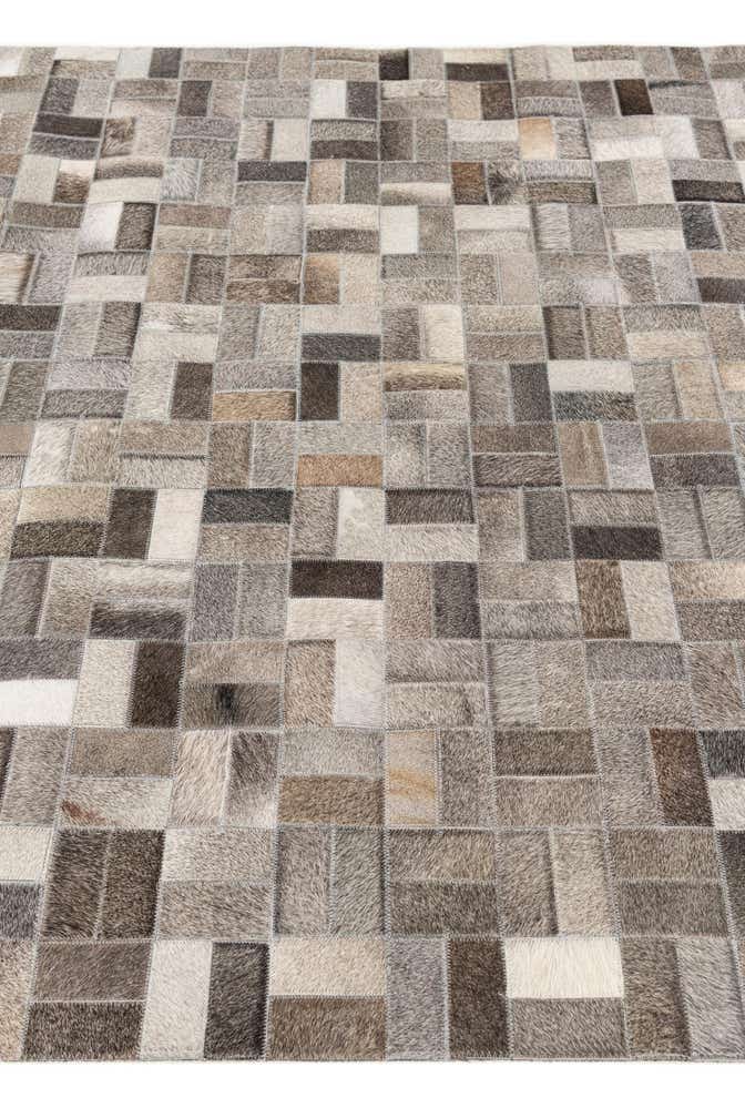 4' 11 x 7' 11 Cowhide Stocks Rug
