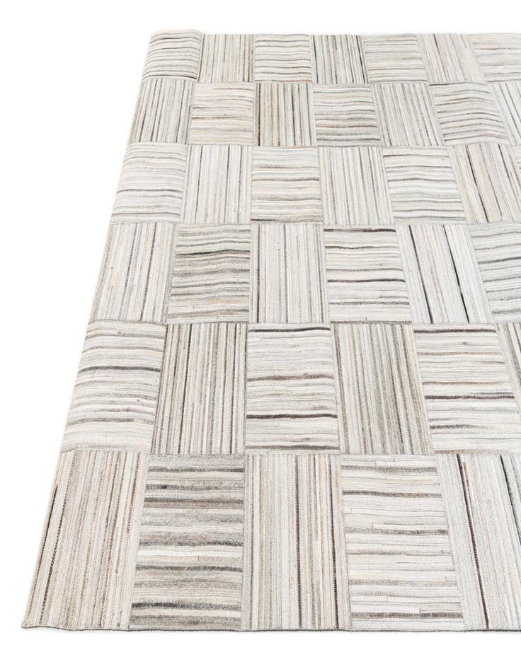 Detail image of 5' x 8' 3 Cowhide Stocks Rug