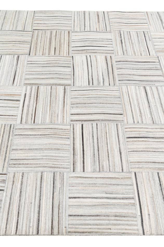 Detail image of 5' x 8' 2 Cowhide Stocks Rug