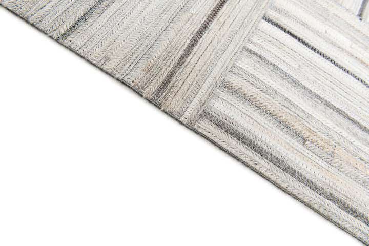 5' x 8' 2 Cowhide Stocks Rug