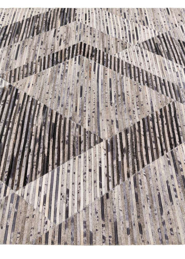 5' x 8' 1 Cowhide Stocks Rug