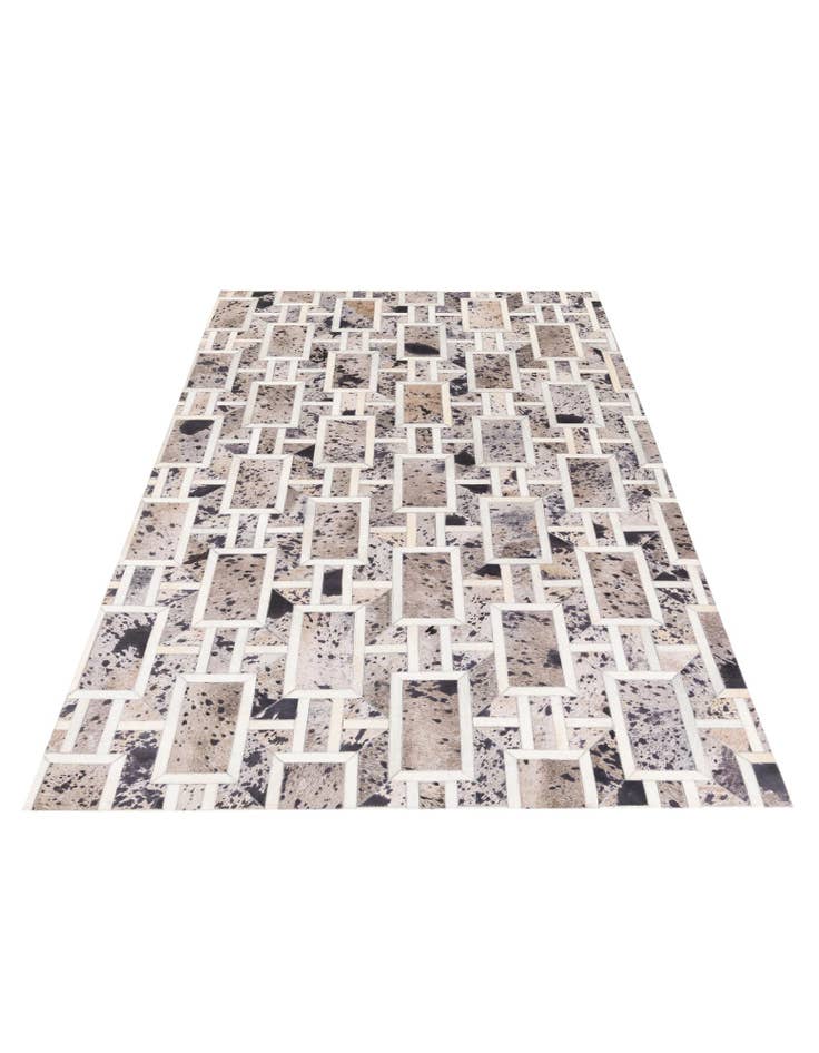 Detail image of 4' 11 x 8' Cowhide Stocks Rug