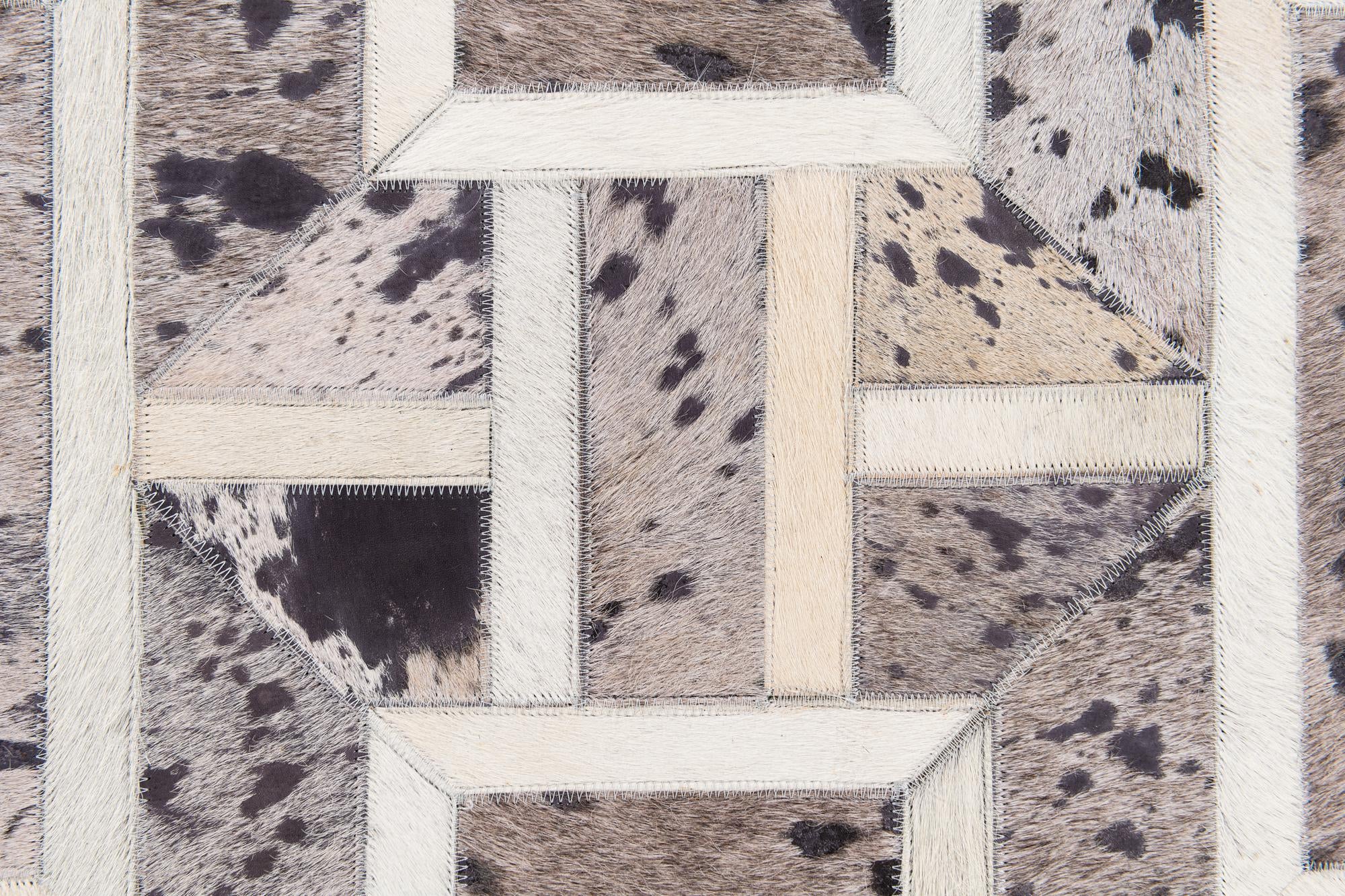 4' 11 x 8' Cowhide Stocks Rug