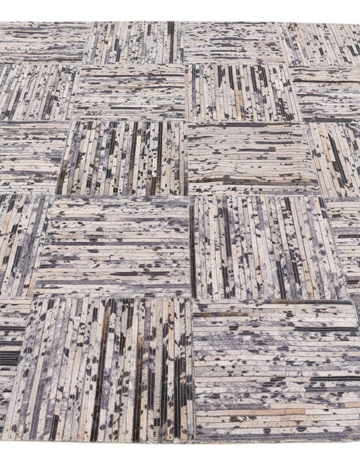 Detail image of 4' 11 x 7' 10 Cowhide Stocks Rug