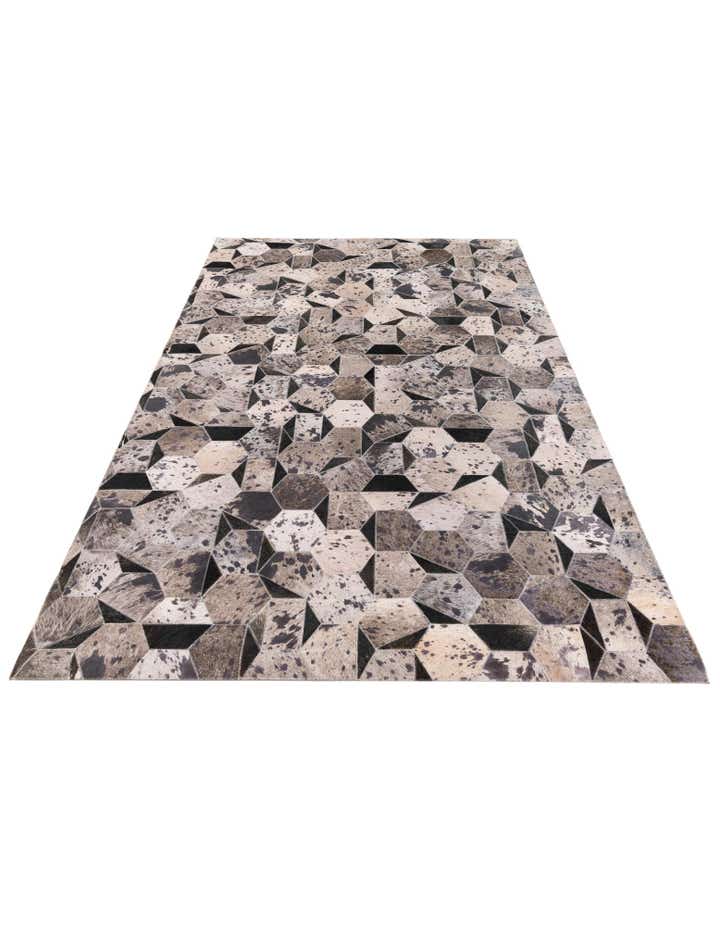 5' 1 x 8' Cowhide Stocks Rug