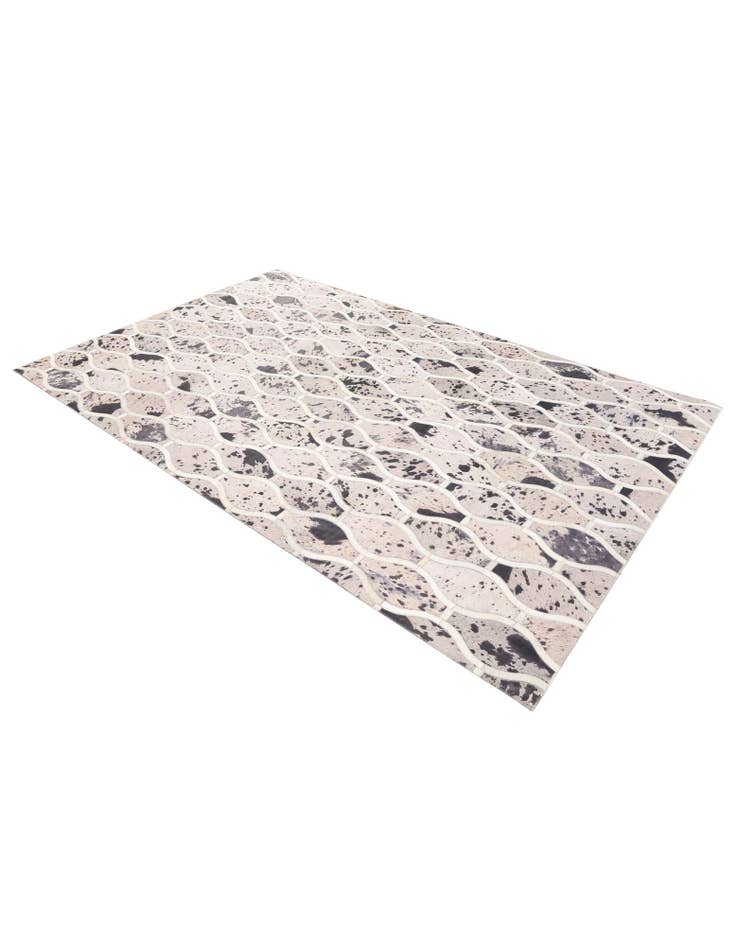 Detail image of 4' 11 x 7' 9 Cowhide Stocks Rug