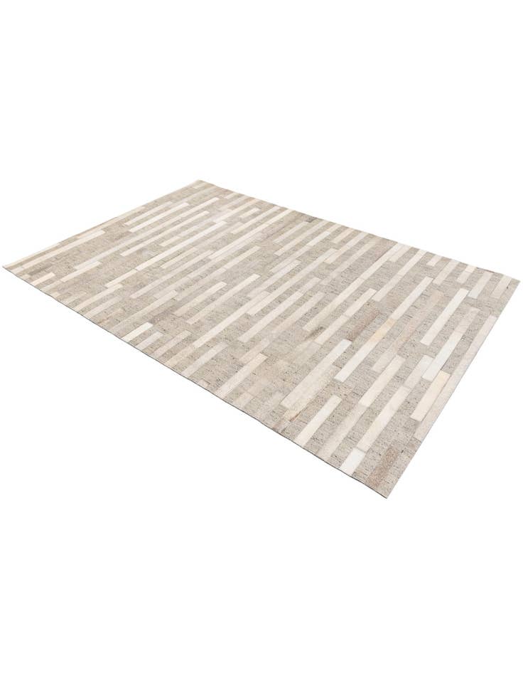 Detail image of 4' 1 x 6' 1 Cowhide Stocks Rug