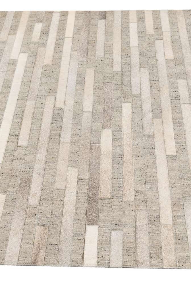 4' 1 x 6' 1 Cowhide Stocks Rug