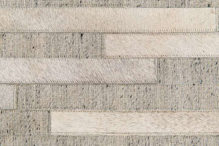 4' 1 x 6' 1 Cowhide Stocks Rug