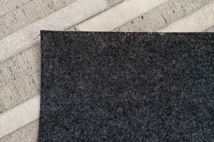4' 1 x 6' 1 Cowhide Stocks Rug