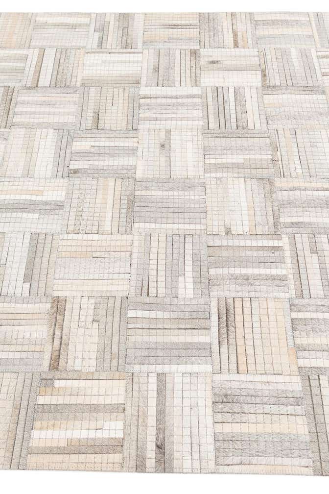 4' 1 x 6' 1 Cowhide Stocks Rug