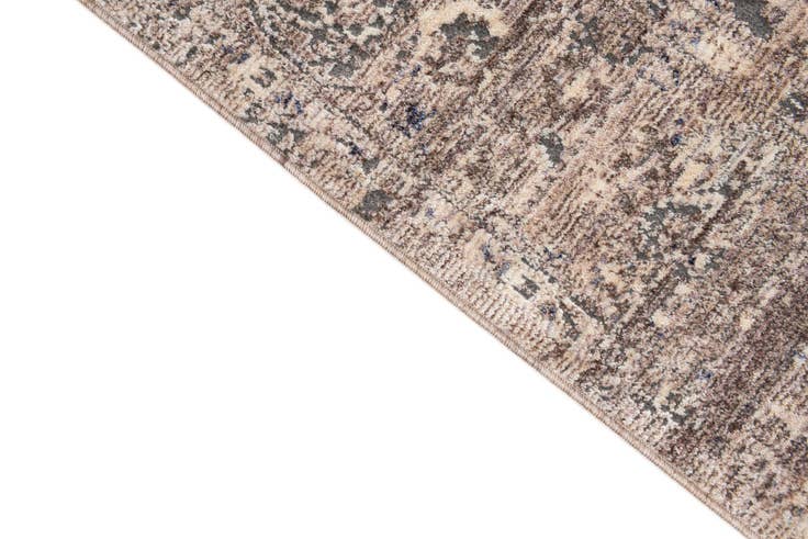 Detail image of 5' 4 x 7' 5 Damask Rug