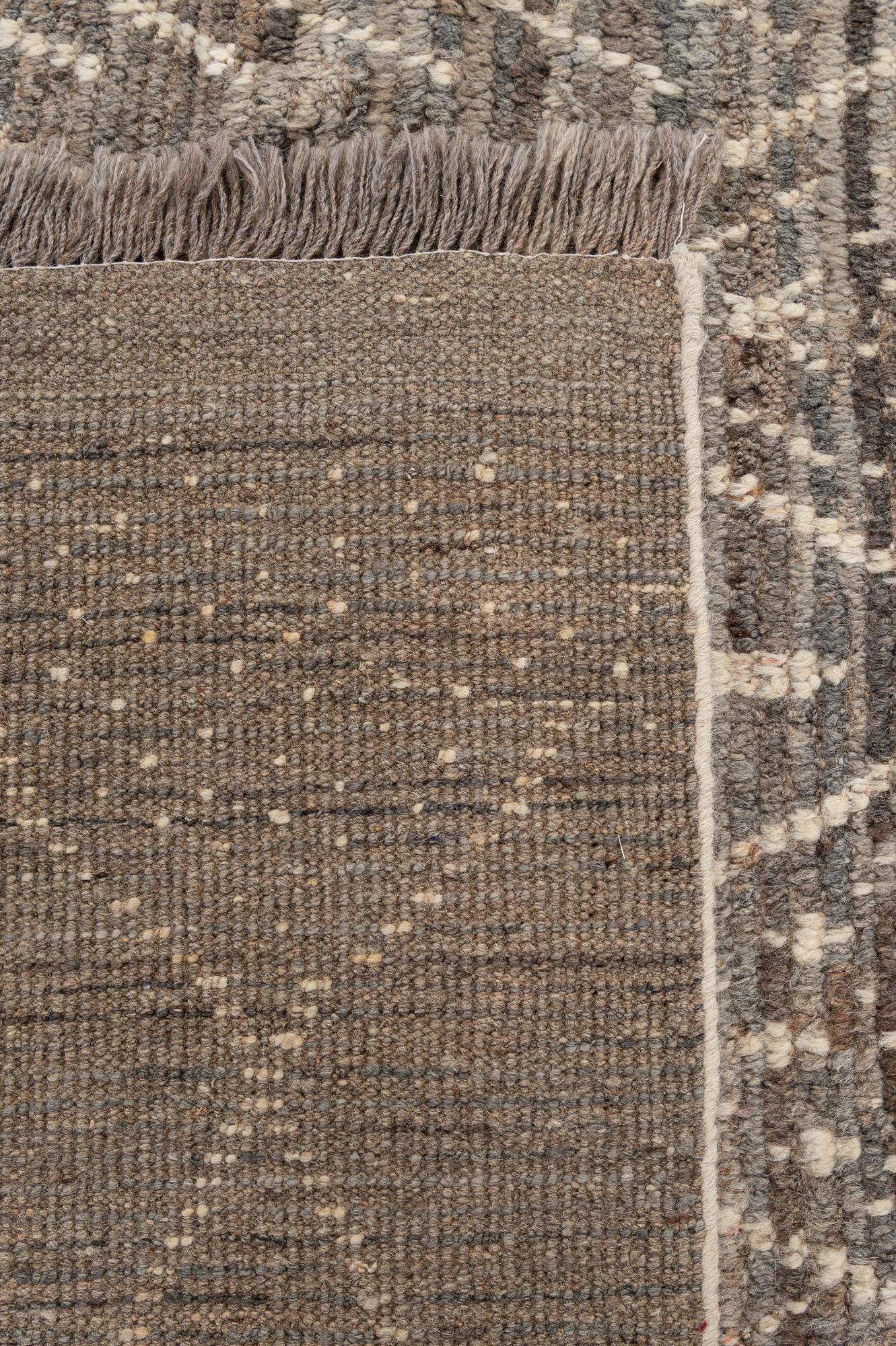 6' 10 x 9' 10 Hand Knotted Darya Wool Rug