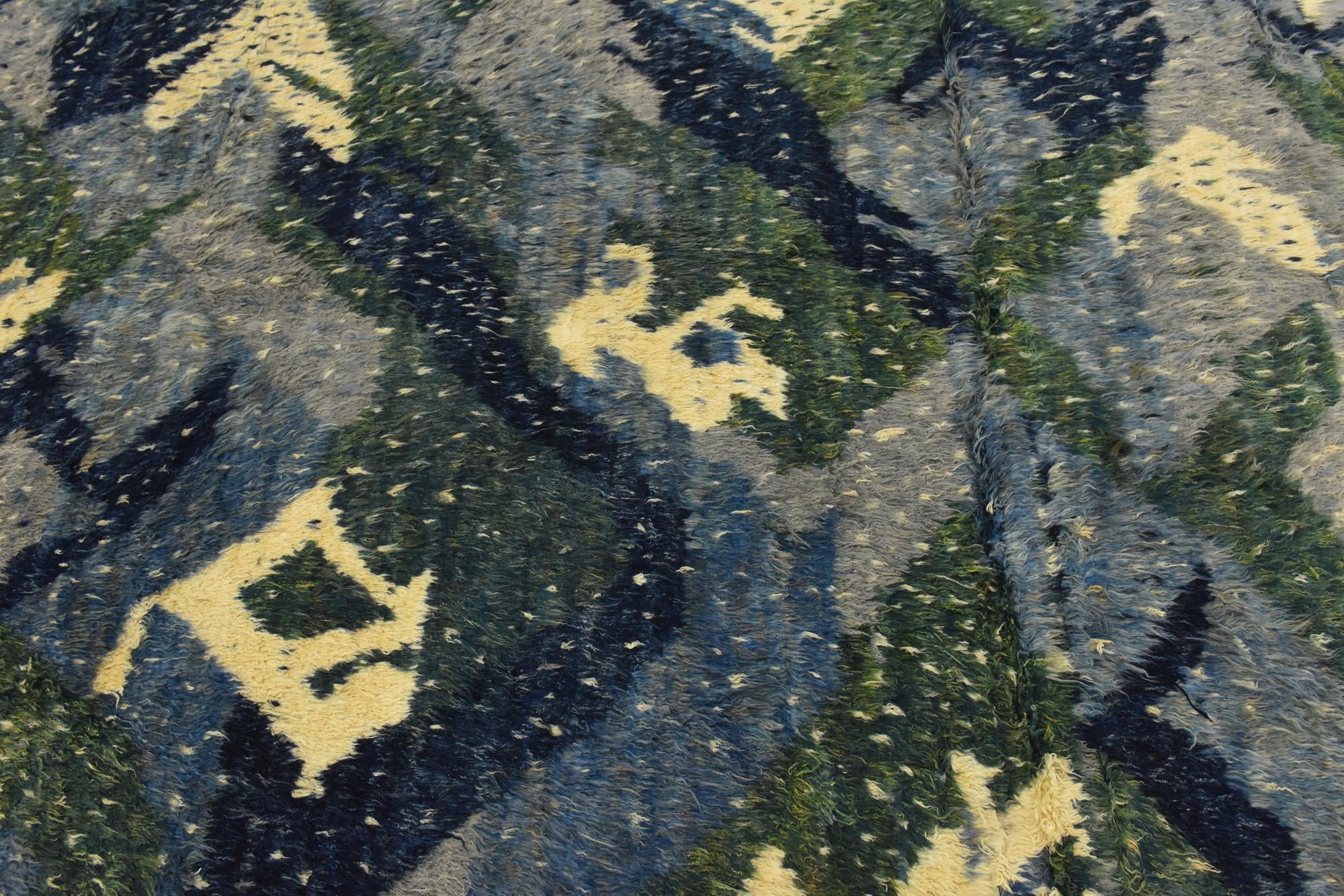 6' 8 x 9' 5 Hand Knotted Darya Wool Rug