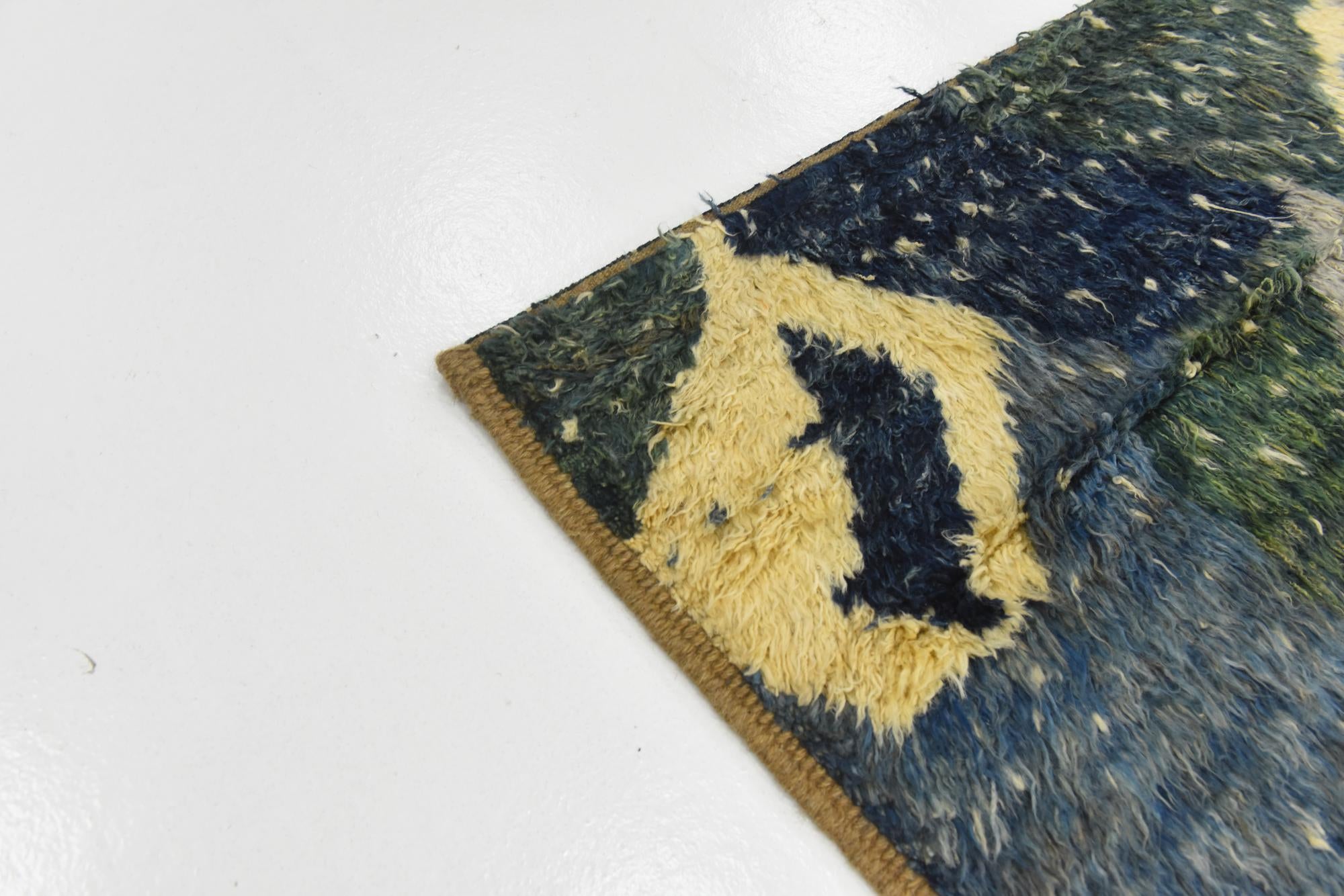 6' 8 x 9' 5 Hand Knotted Darya Wool Rug