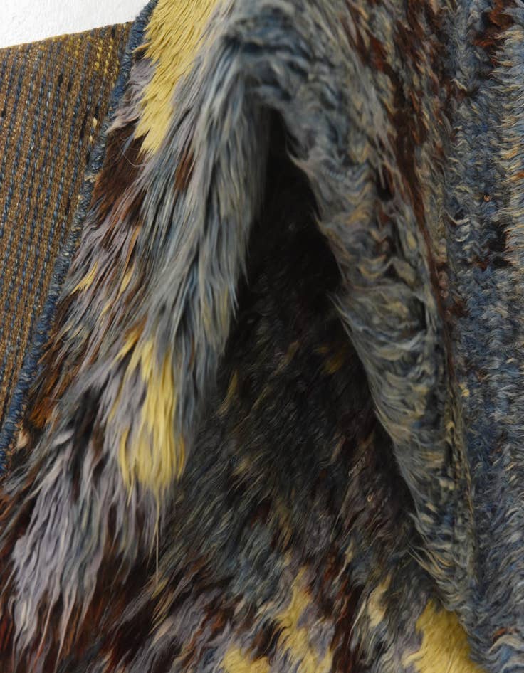 Detail image of 5' x 6' 1  Hand Knotted Darya Wool Rug