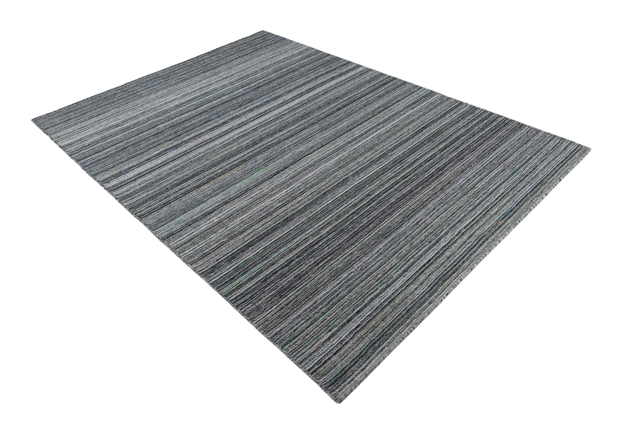 5' 8 x 8' Hand Knotted Darya Wool Rug