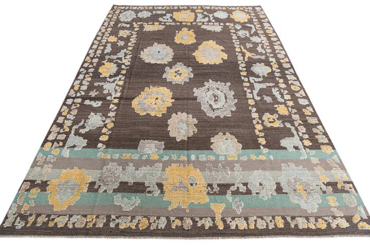 Detail image of 10' x 14' 6 Hand Knotted Darya Wool Rug