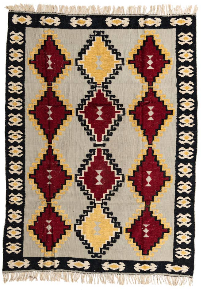 Detail image of 7' 10 x 10' 7 Hand Knotted Darya Wool Rug