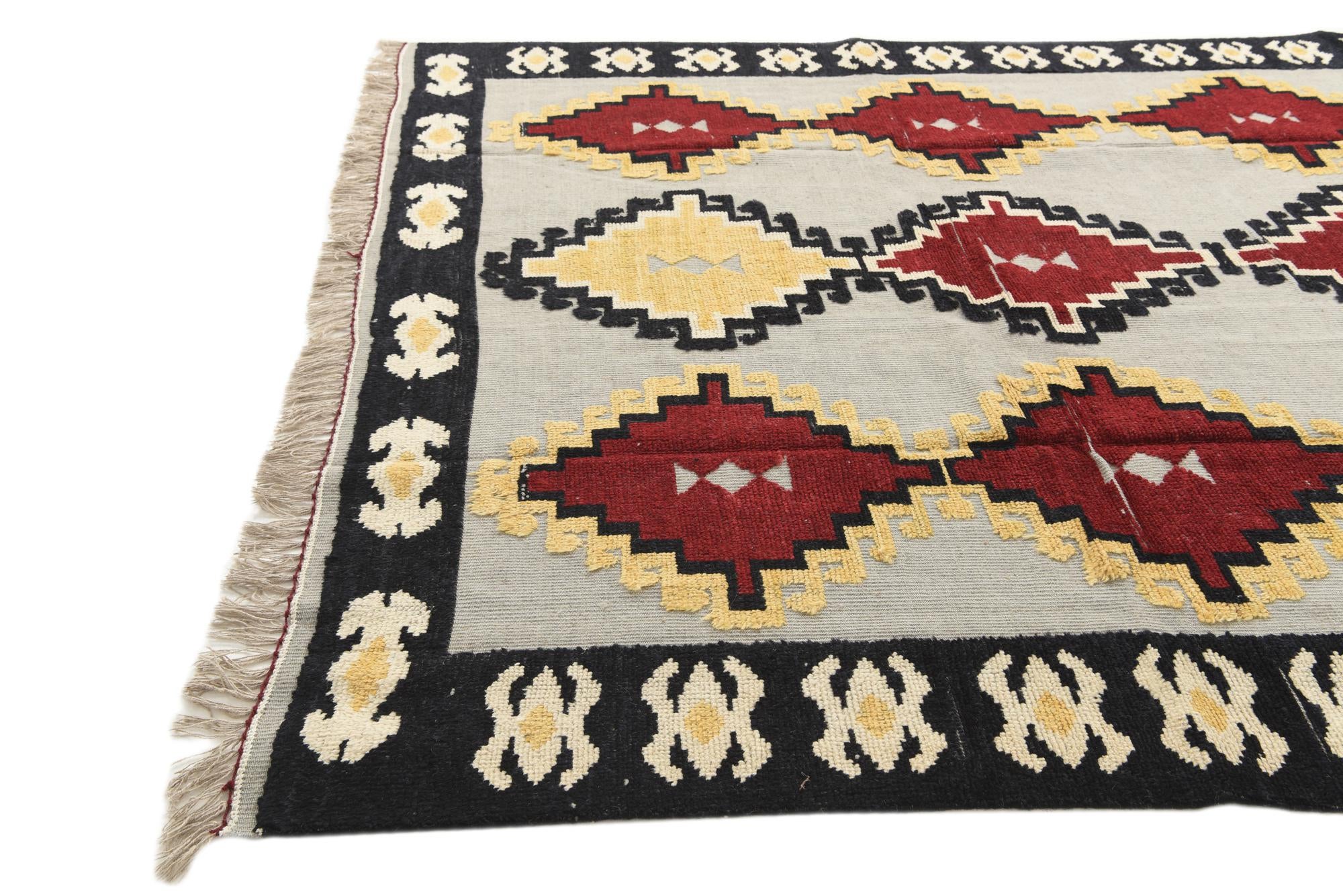 8' 1 x 10' 2 Hand Knotted Darya Wool Rug